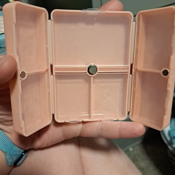 7Day Travel/Carry Pill Containers - Picture 10 of 10